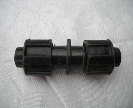 PE陽(yáng)螺紋鎖緊直通 